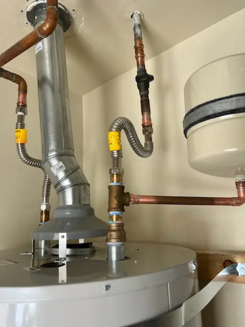 Water heater installation and plumbing repair in Ukrainian Village